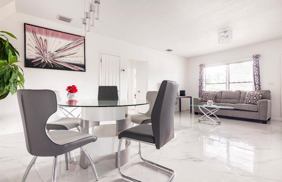 Cheerful 3-Bedroom Home /Ac+ Free Parking North Miami Beach Luaran gambar